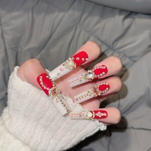 Elegant Red and White Nail Art Set